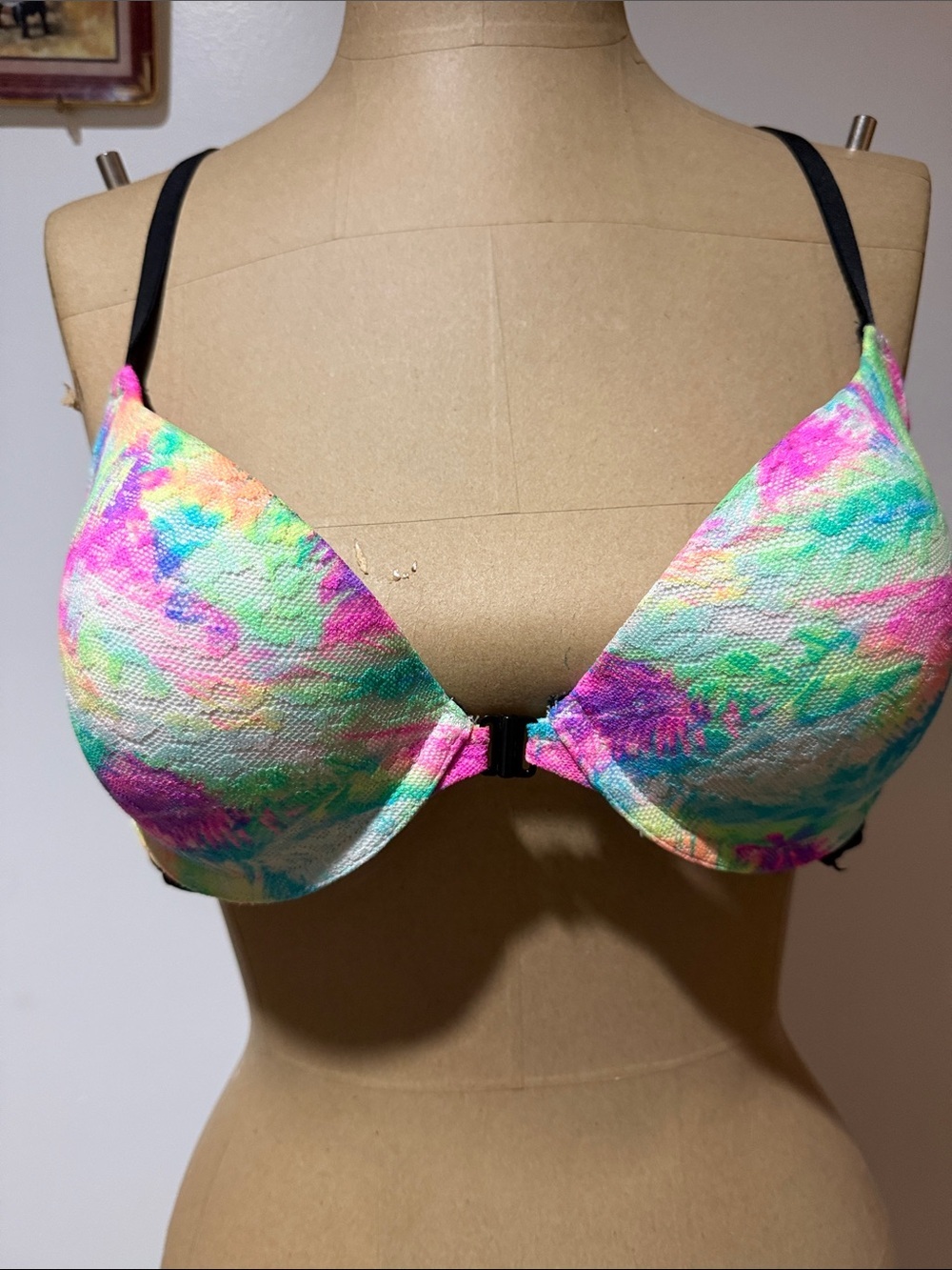PINK Victoria's Secret Multicolor Front-Closure Push-Up Bra